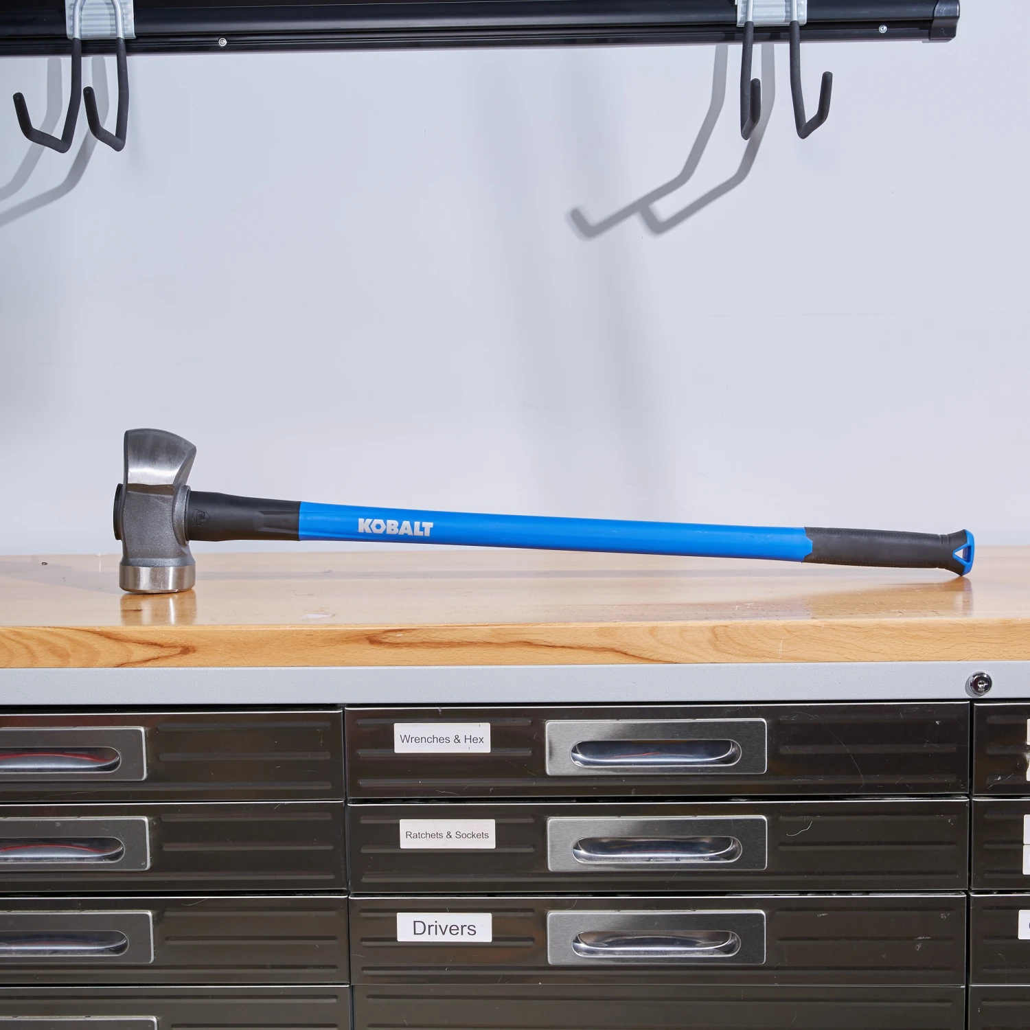 Kobalt 10 -lb Steel Head Fiberglass Handle Demolition Sledge Hammer 3 Kobalt 10 -lb Steel Head Fiberglass Handle Demolition Sledge Hammer -Kobalt Tools 45058652