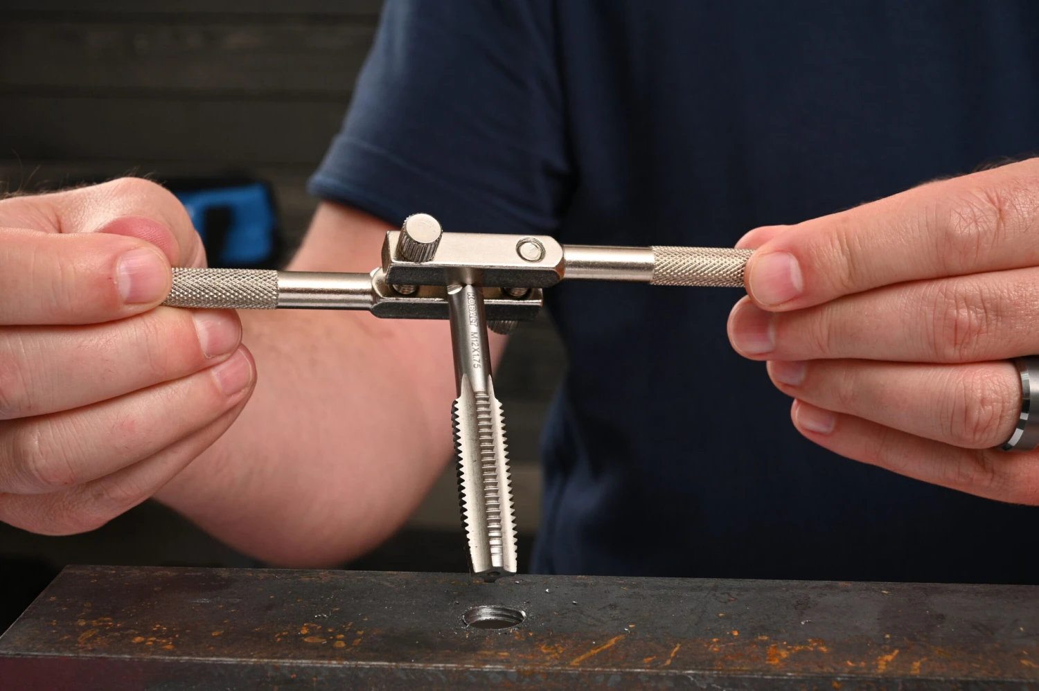 Kobalt 24 -Piece Metric Tap And Die Set 6 Kobalt 24 -Piece Metric Tap And Die Set -Kobalt Tools 60070683 scaled