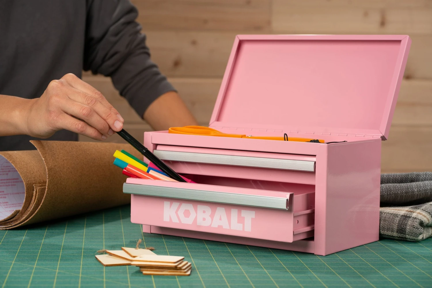 Kobalt Portable Mini Toolbox 10.83-in W X 5.91-in H X 5.91-in D 2 -Drawer Green Steel Tool Box 5 Kobalt Portable Mini Toolbox 10.83-in W X 5.91-in H X 5.91-in D 2 -Drawer Green Steel Tool Box -Kobalt Tools 63799696 scaled