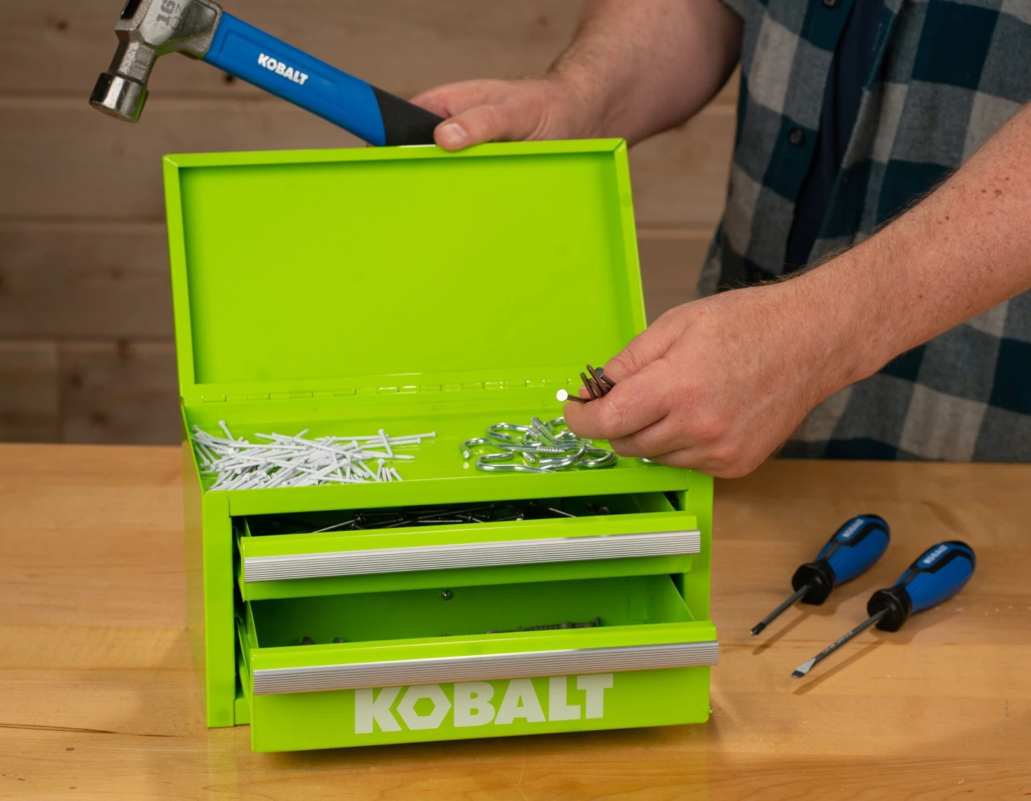 Kobalt Portable Mini Toolbox 10.83-in W X 5.91-in H X 5.91-in D 2 -Drawer Gray Steel Tool Box 7 Kobalt Portable Mini Toolbox 10.83-in W X 5.91-in H X 5.91-in D 2 -Drawer Gray Steel Tool Box -Kobalt Tools 63799710 1 scaled