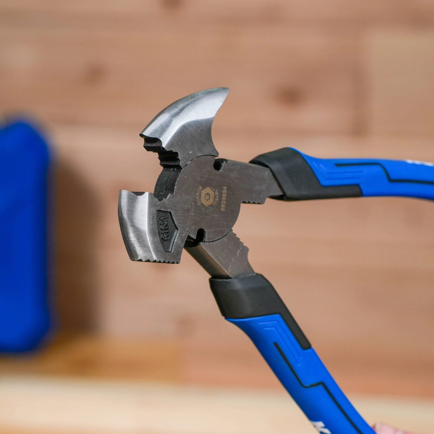 Kobalt 10-in Fencing Pliers 4 Kobalt 10-in Fencing Pliers -Kobalt Tools 66106707 scaled