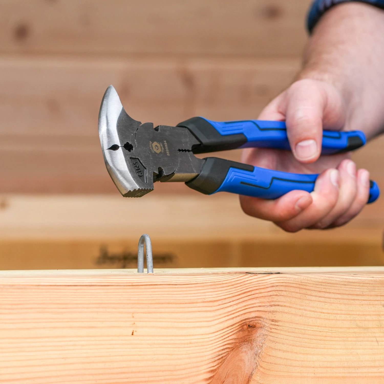 Kobalt 10-in Fencing Pliers 5 Kobalt 10-in Fencing Pliers -Kobalt Tools 66106708 scaled