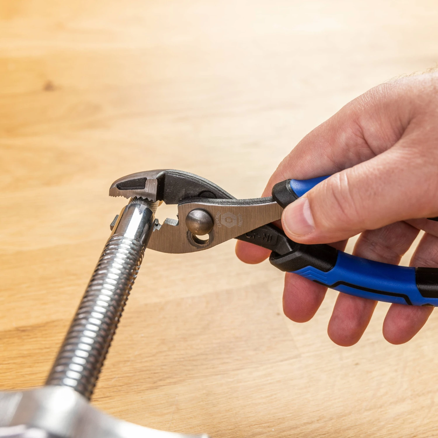 Kobalt 6-in Slip Joint Pliers 7 Kobalt 6-in Slip Joint Pliers -Kobalt Tools 69546571 scaled