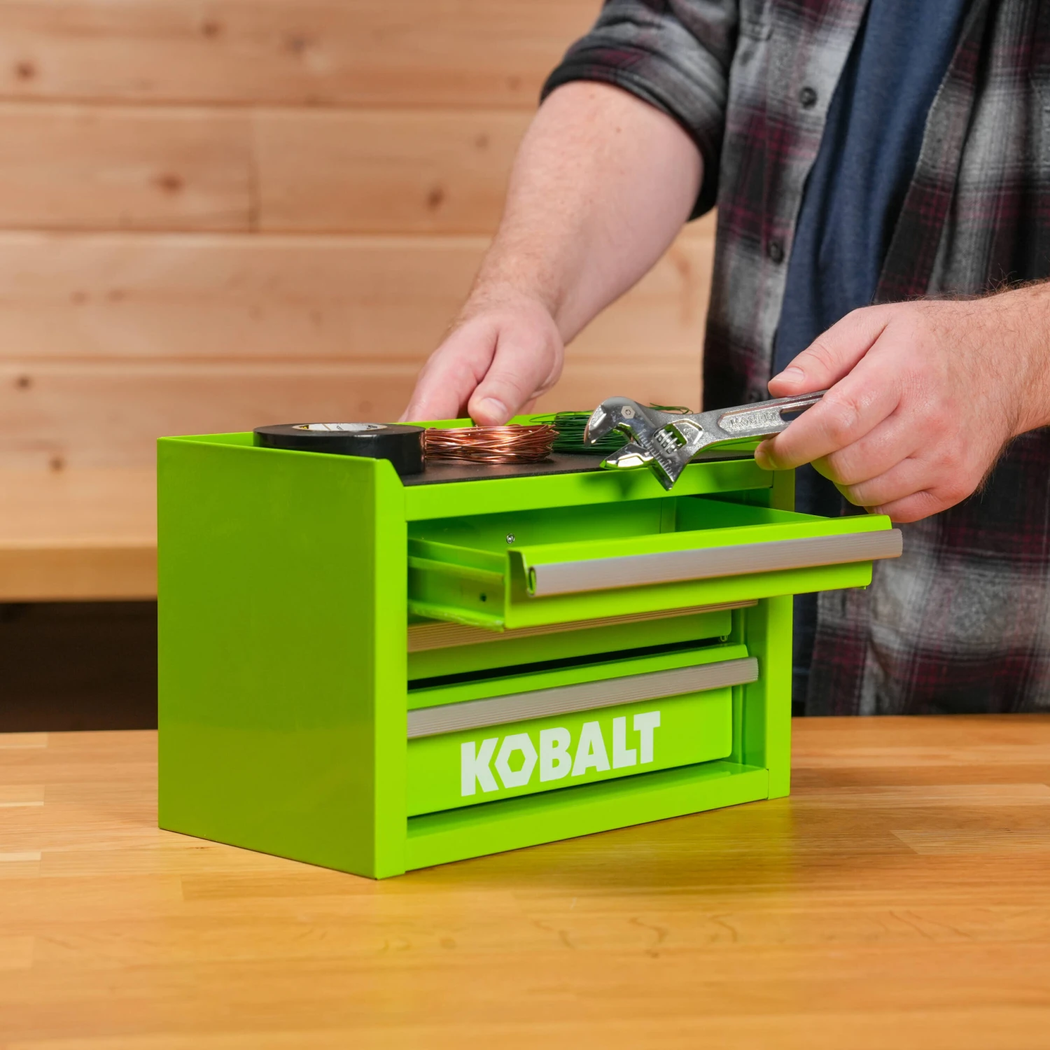 Kobalt Portable Mini Base Toolbox 11.1-in W X 7.36-in H X 6.14-in D 3 -Drawer Green Steel Tool Box 6 Kobalt Portable Mini Base Toolbox 11.1-in W X 7.36-in H X 6.14-in D 3 -Drawer Green Steel Tool Box -Kobalt Tools 69553826 scaled