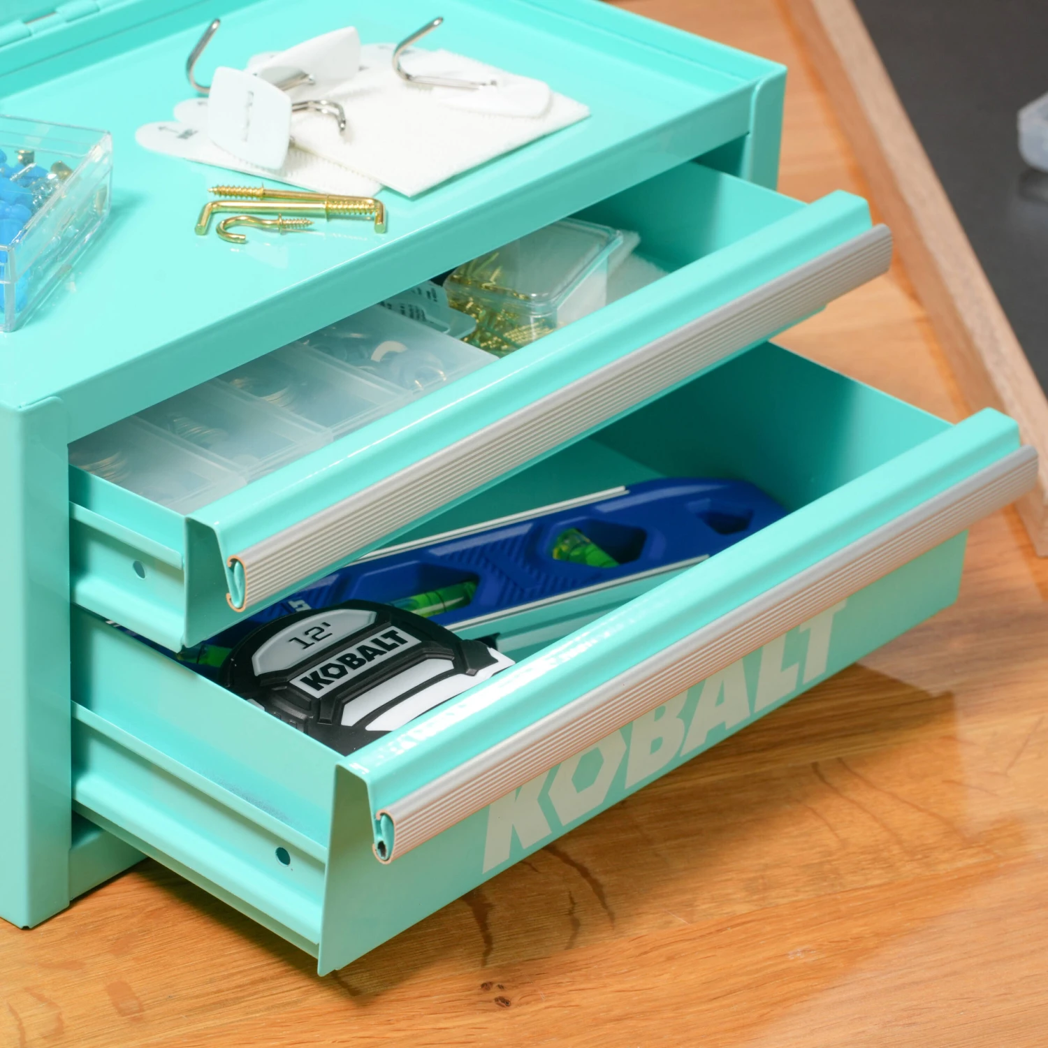 Kobalt Portable Mini Toolbox 10.83-in W X 5.91-in H X 5.91-in D 2 -Drawer Teal Steel Tool Box 5 Kobalt Portable Mini Toolbox 10.83-in W X 5.91-in H X 5.91-in D 2 -Drawer Teal Steel Tool Box -Kobalt Tools 69572943 scaled