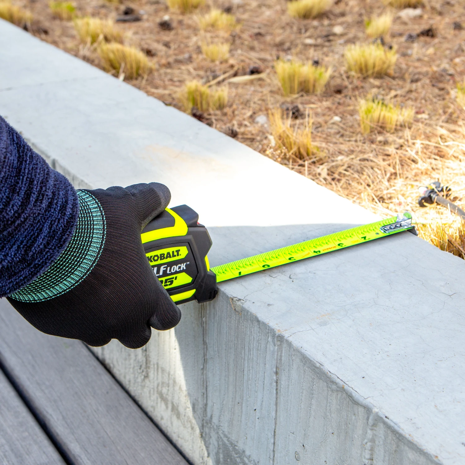 Kobalt Self Lock 2 -Pack 25-ft Auto Lock Tape Measure 8 Kobalt Self Lock 2 -Pack 25-ft Auto Lock Tape Measure -Kobalt Tools 69598896 scaled