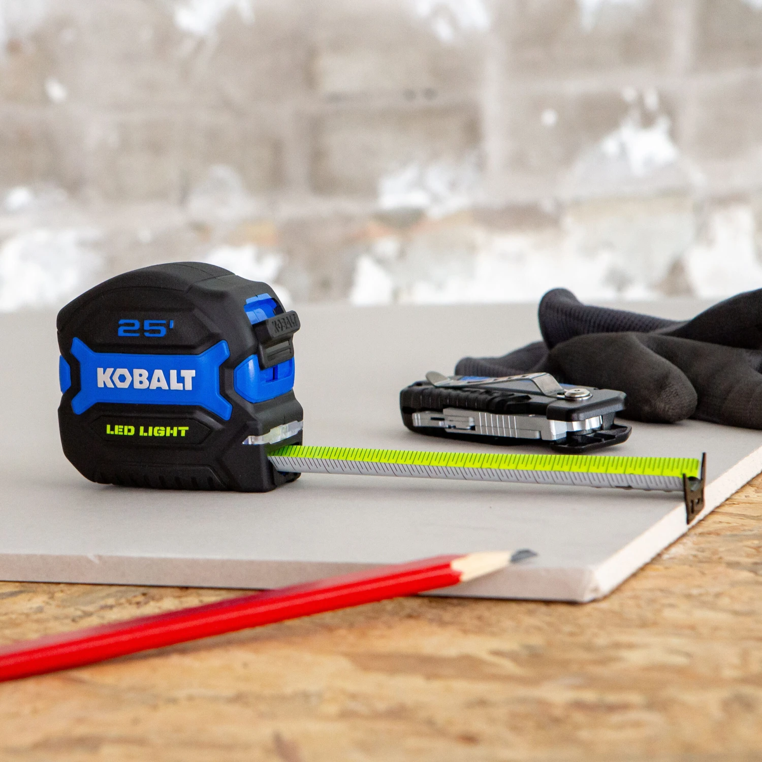 Kobalt LED 25-ft Tape Measure 14 Kobalt LED 25-ft Tape Measure -Kobalt Tools 70223314 scaled